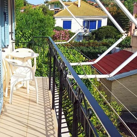 Lourantos Bayside Apartments Ваті Екстер'єр фото