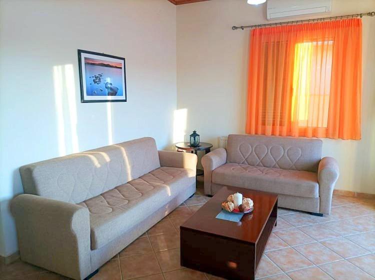 Lourantos Bayside Apartments Ваті Екстер'єр фото